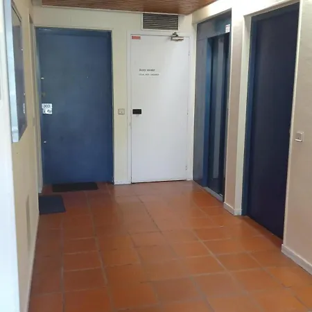 T3 Avec Piscine, Proche - Port Des Minimes, - Fr-1-551-69 Appartement